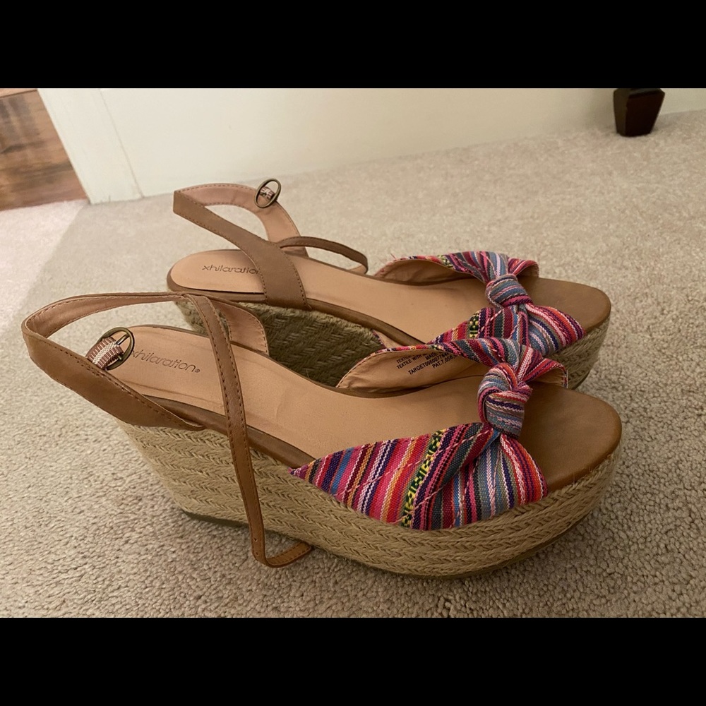 Shoes - Picture 2 of 4